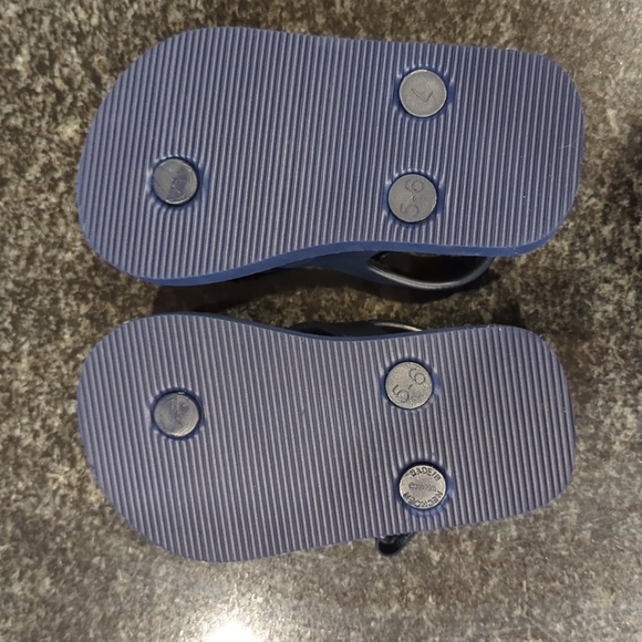 GAP toddler sandals, Navy/white, size 5/6 - Picture 4 of 4
